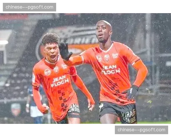 洛里昂0-0战平图卢兹，保级关键战双方各取一分